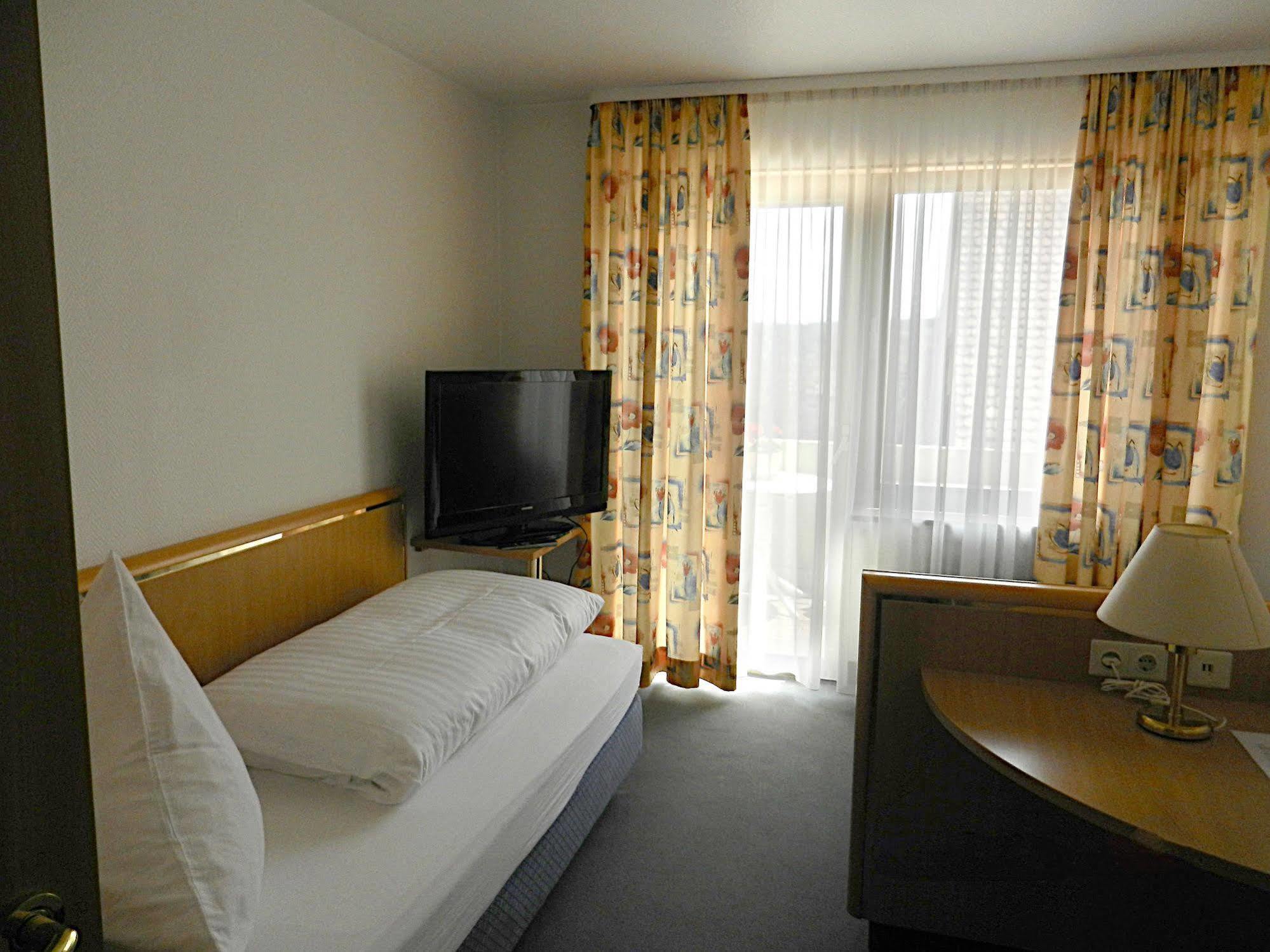 Hotel Gasthof Herderich Schlüsselfeld Kültér fotó